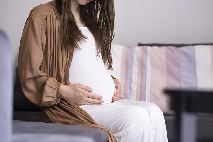 妊娠中は脱毛NG？妊婦さんに知ってほしいホルモンバランスと脱毛の関係